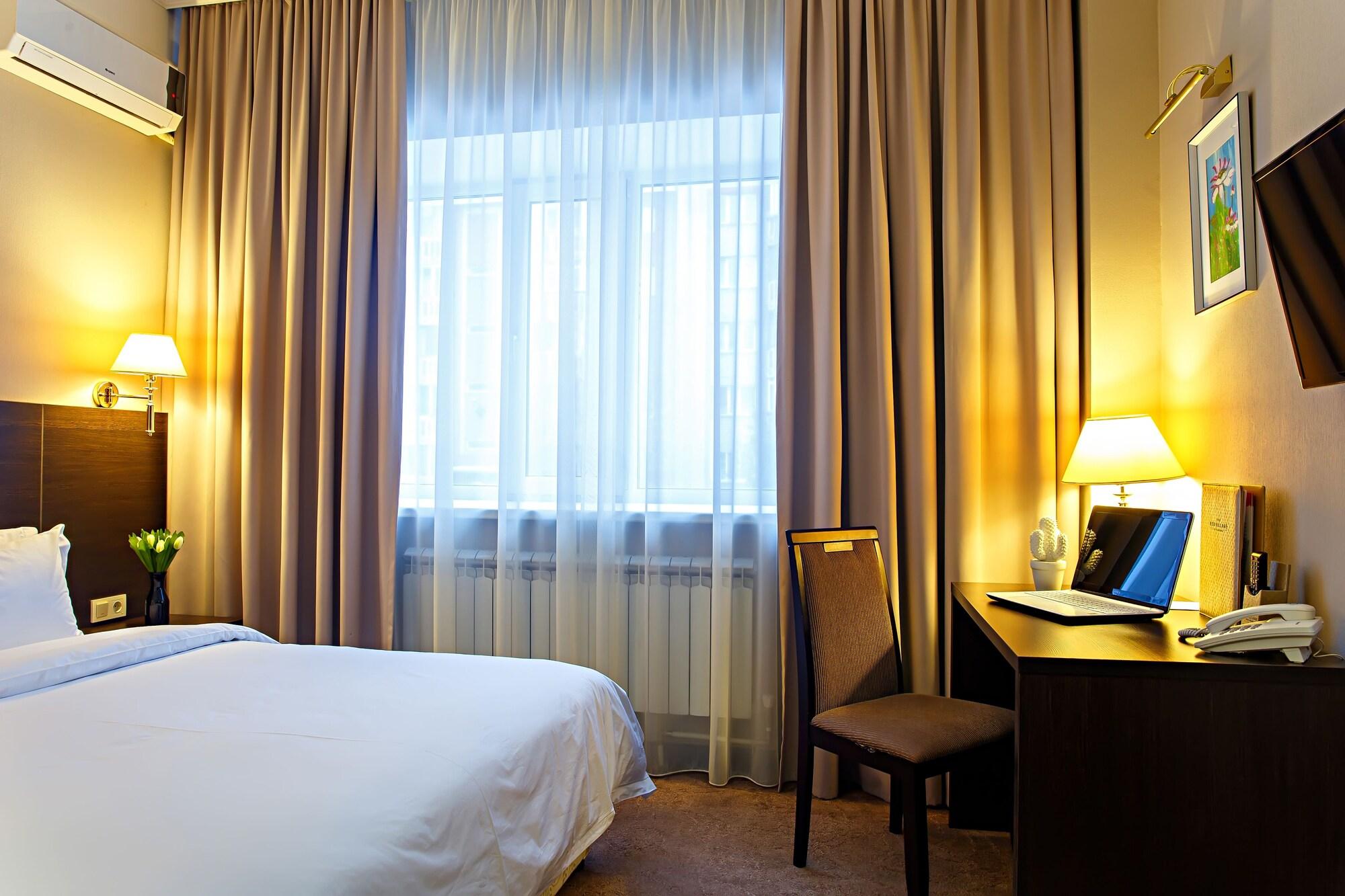 Red Village Hotel Astana Bagian luar foto
